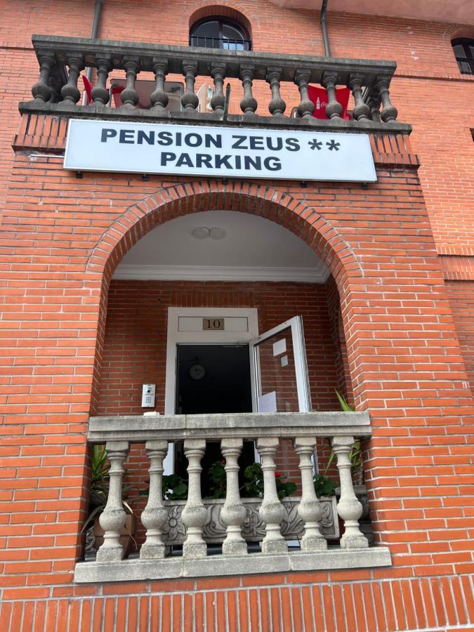 Pension Zeus Баракалдо Екстериор снимка